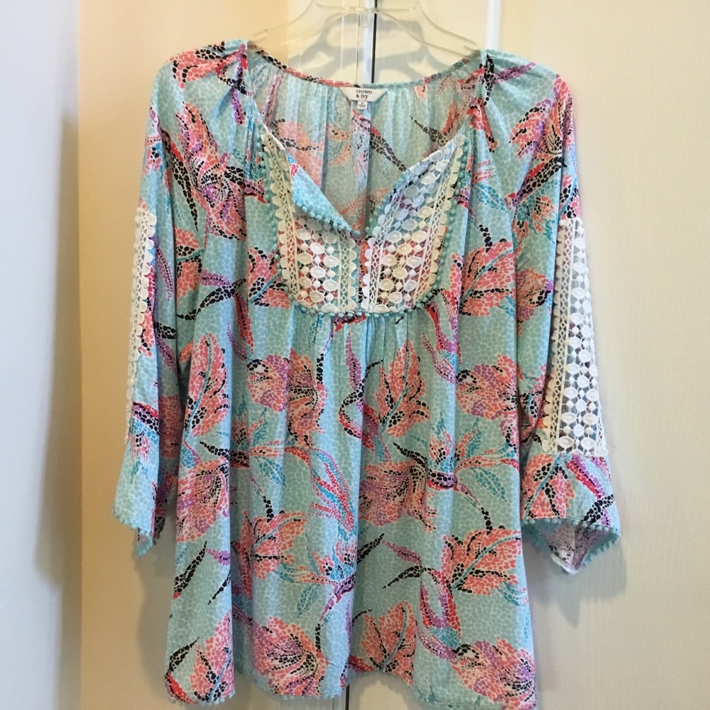 Crown & Ivy Blouse